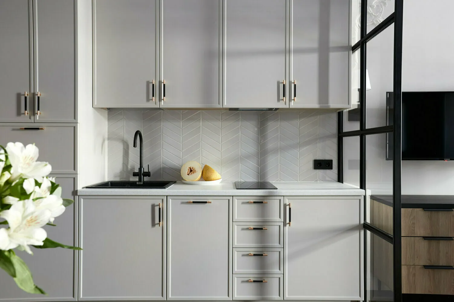 Design : Ksenia Guziy