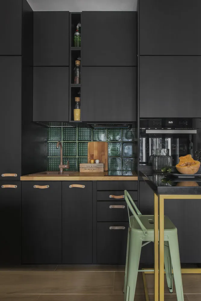 照片：风格，厨房与餐厅，建议，厨房围裙，如何布置厨房围裙 – 我们网站上的照片