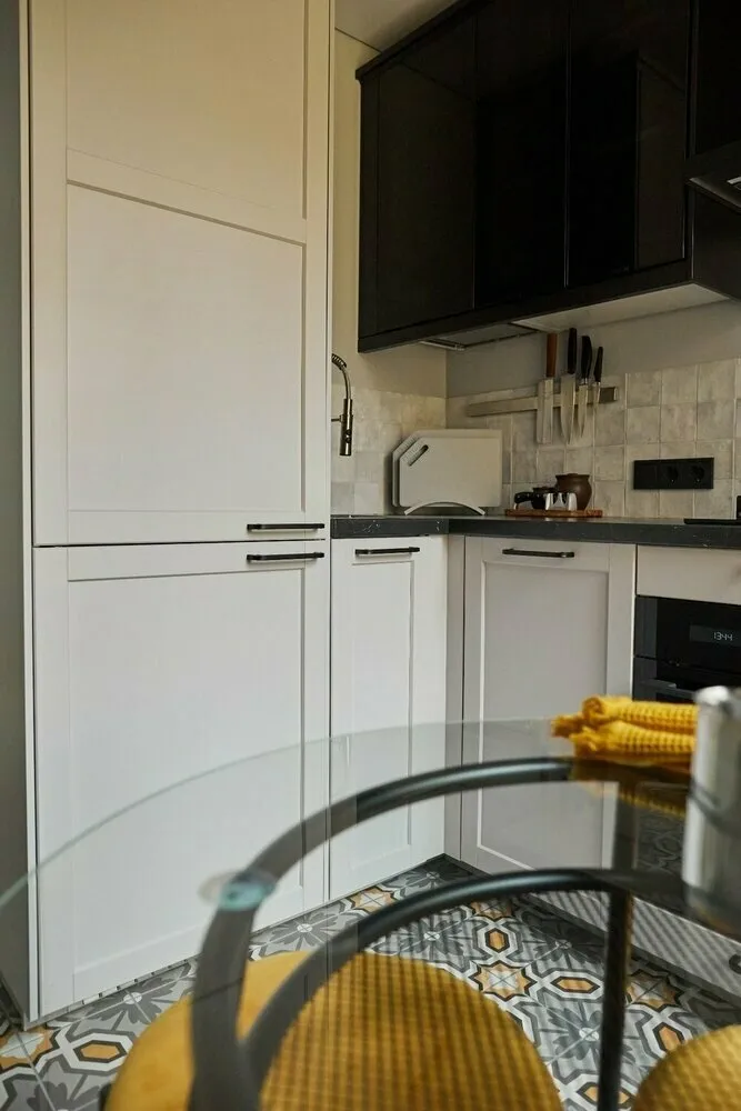 Foto: estilo moderno, Cocina y comedor, Apartamento, Casa, Estilo de habitación, Estilo decorativo, Diseño de interiores, Consejos, cómo decorar el interior de una cocina, diseño de cocina, cocina escandinava, ergonomía de cocina, cocina sin armarios, reforma económica, reforma de cocina por uno mismo, reforma de cocina en fin de semana, reforma de cocina por 100 mil rublos, cocina de 6 metros, cocina escandinava, cocina de 6 metros, reforma económica de cocina – fotos en nuestro sitio web