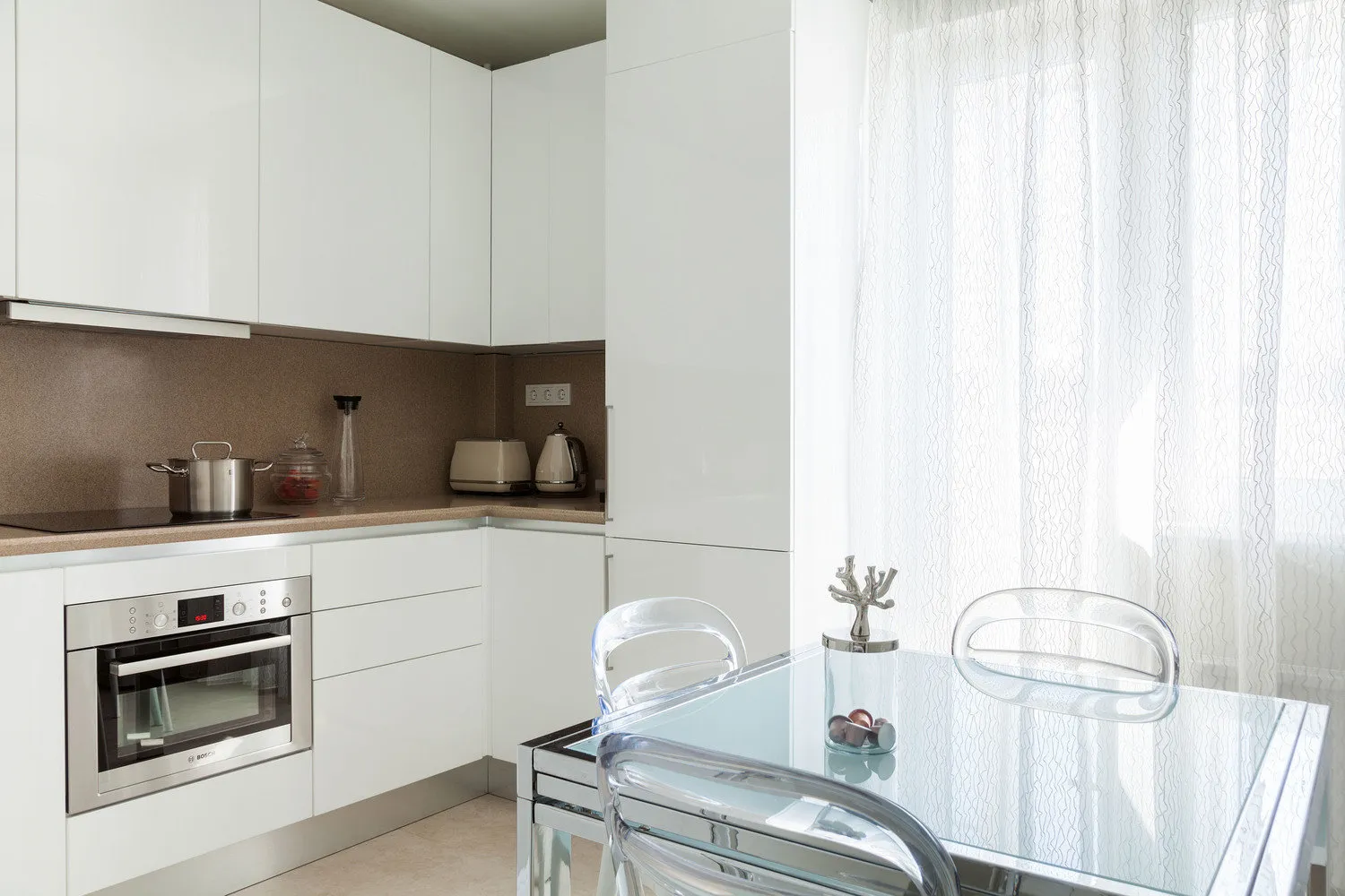 Фотография: Кухня и столовая в стиле Современный, Советы – фото на нашем сайте