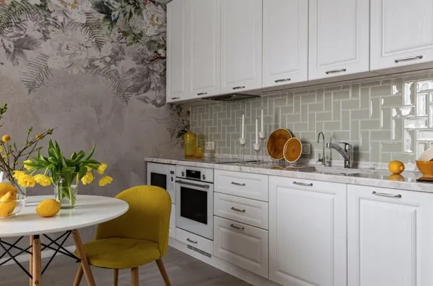 Diseño: Anastasia Zarquia