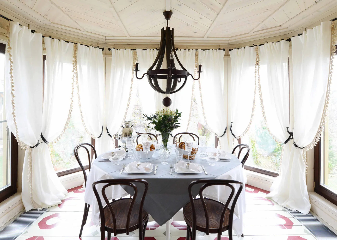 Design: Pavel Zheleznov and Tatiana Borisova