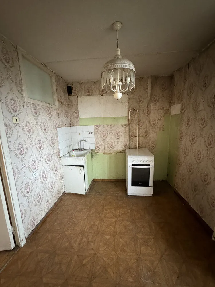 Photo before renovation