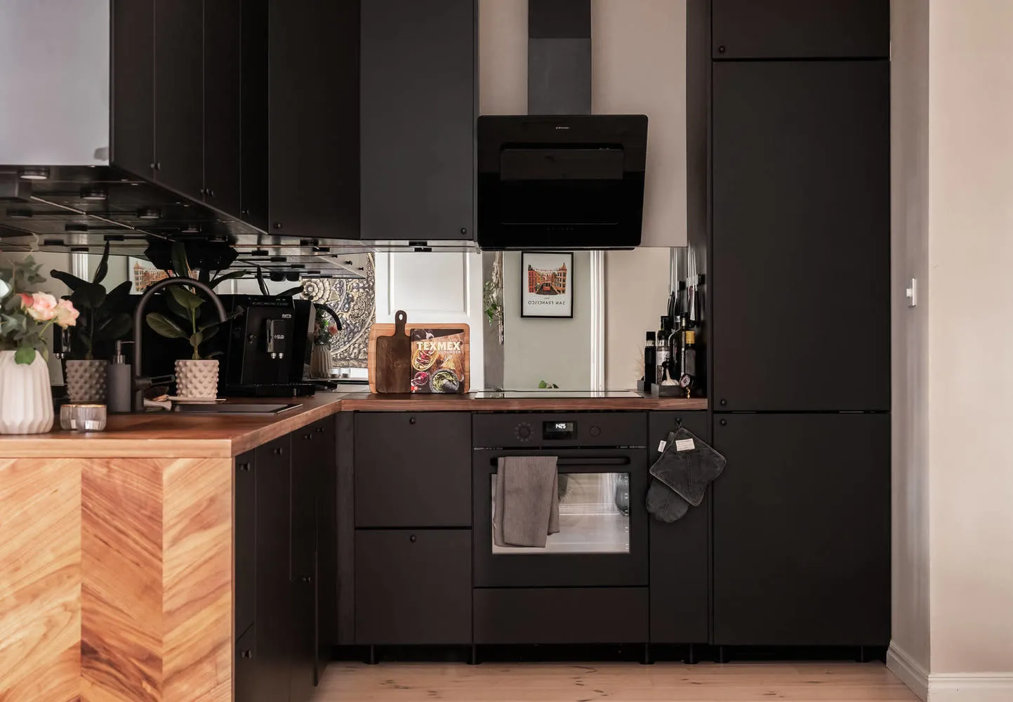 Photo: in style , Scandinavian, Modern, Apartment, Tips, Black, Beige, Stockholm, 2 rooms, 40-60 sqm – photo on our website