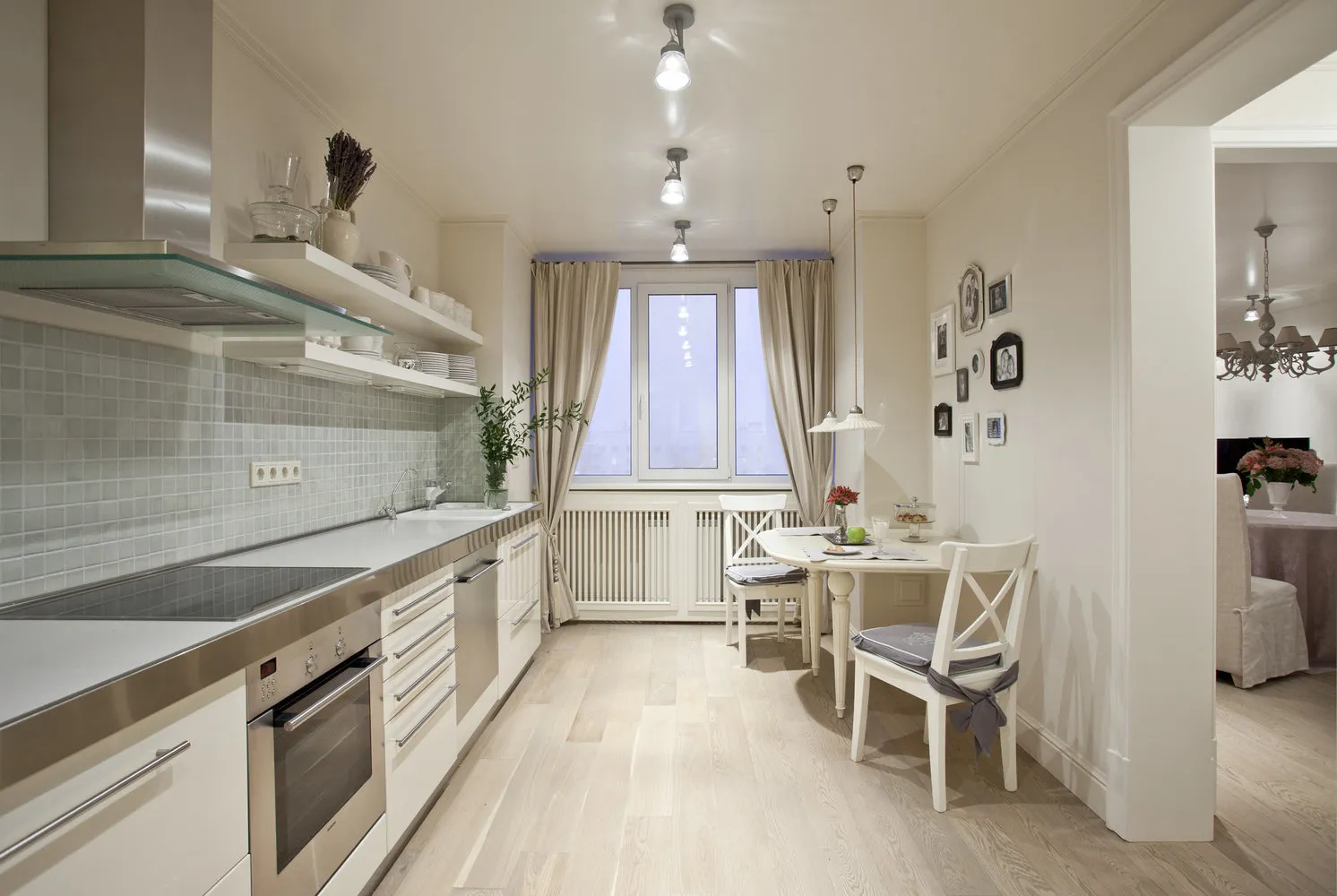 Design: Ludmila Krischtalewa