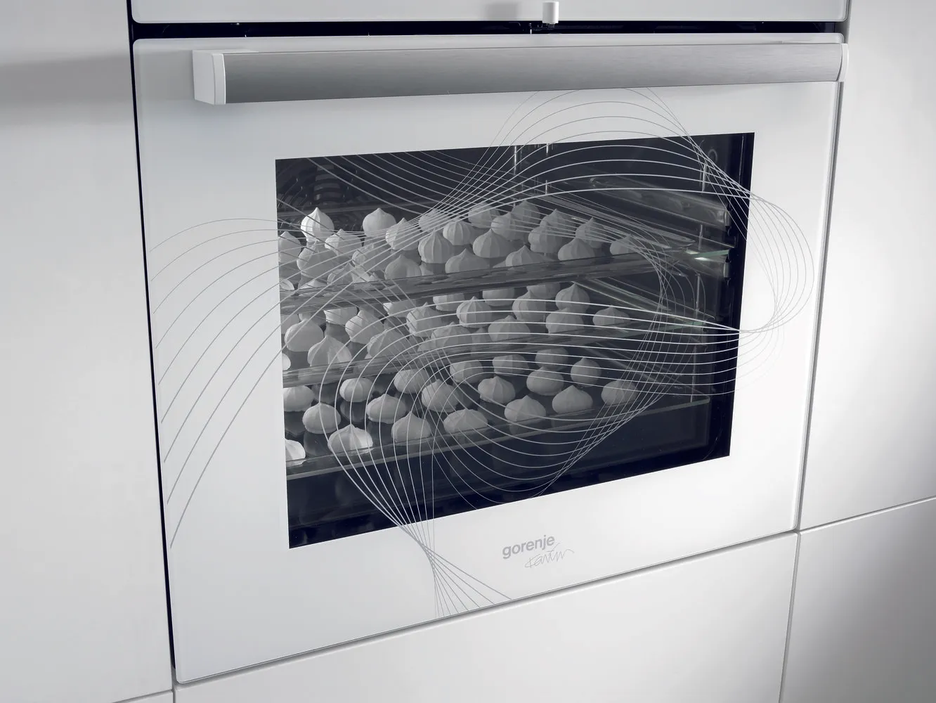 设计：戈伦杰 by 卡里姆·拉希德