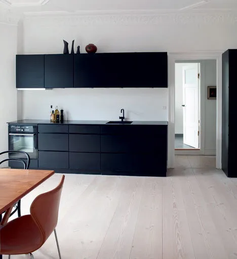 Foto: Küche und Esszimmer im Minimalismus-Stil, Innendekoration – Foto auf unserer Website