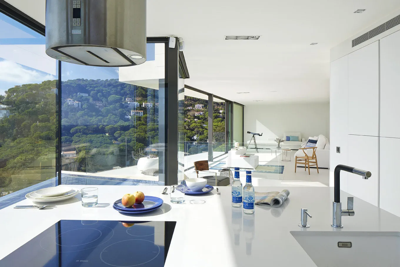 Foto del portafolio: Casa moderna con vista al mar en España – fotografías de diseño de interiores en nuestro sitio web