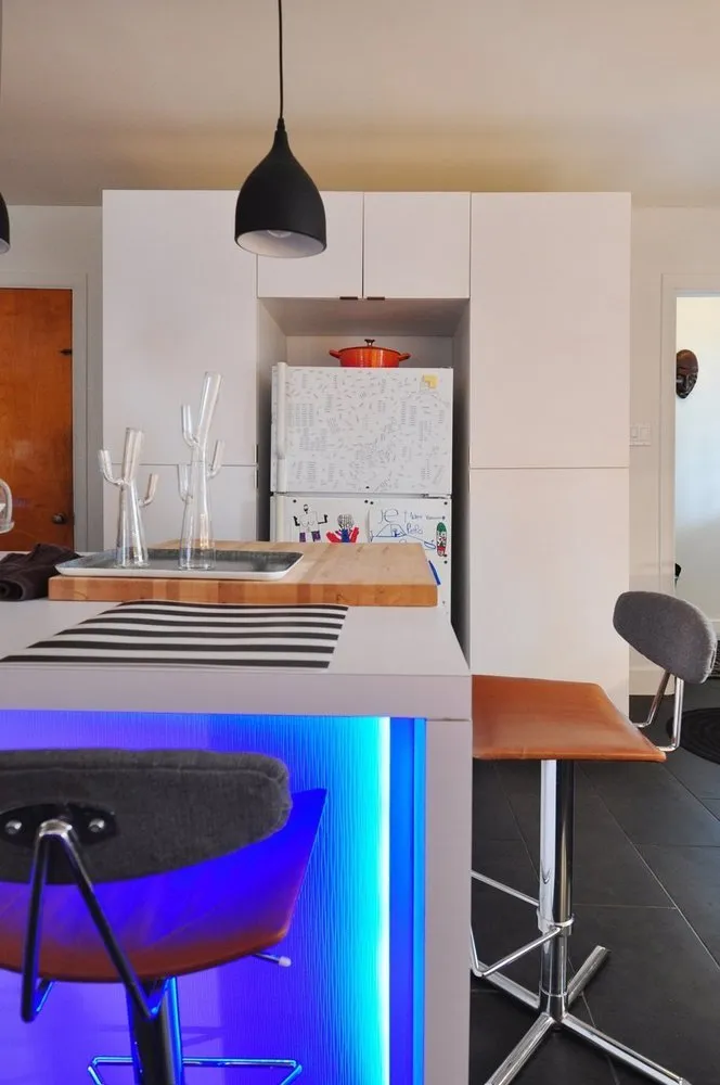 Foto: Cocina y comedor de estilo escandinavo, decoración de interiores, apartamento: imágenes en nuestro sitio web