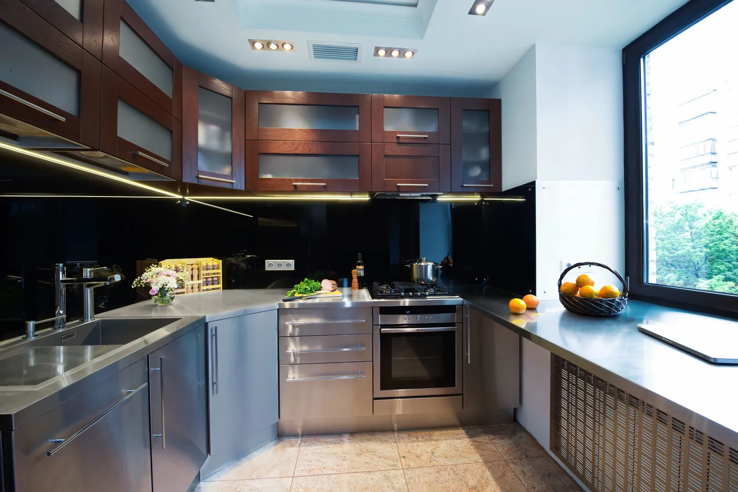 Fotografía: Cocina y comedor en estilo moderno – foto en nuestro sitio web