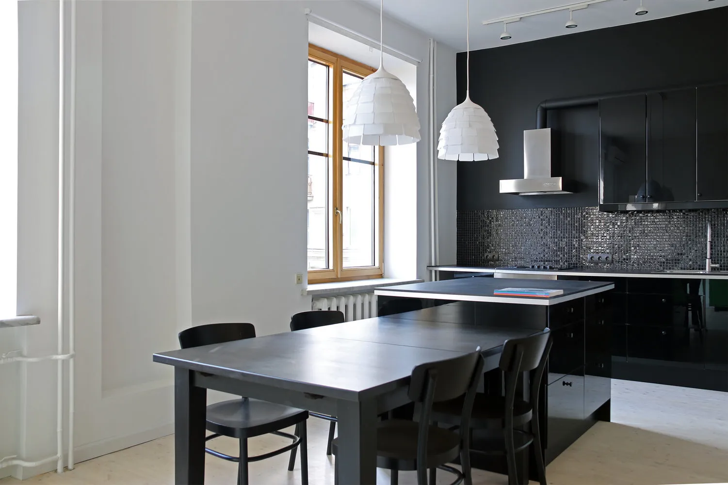 Foto: Küche und Esszimmer im Modernen Stil, Innendekoration – Foto auf unserer Website
