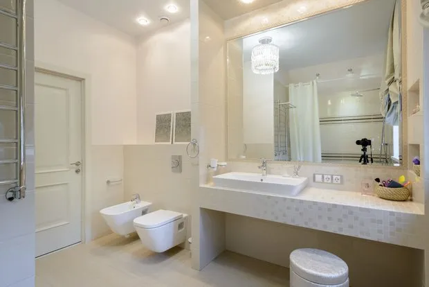 照片:现代浴室风格,提示 – 网站上的照片