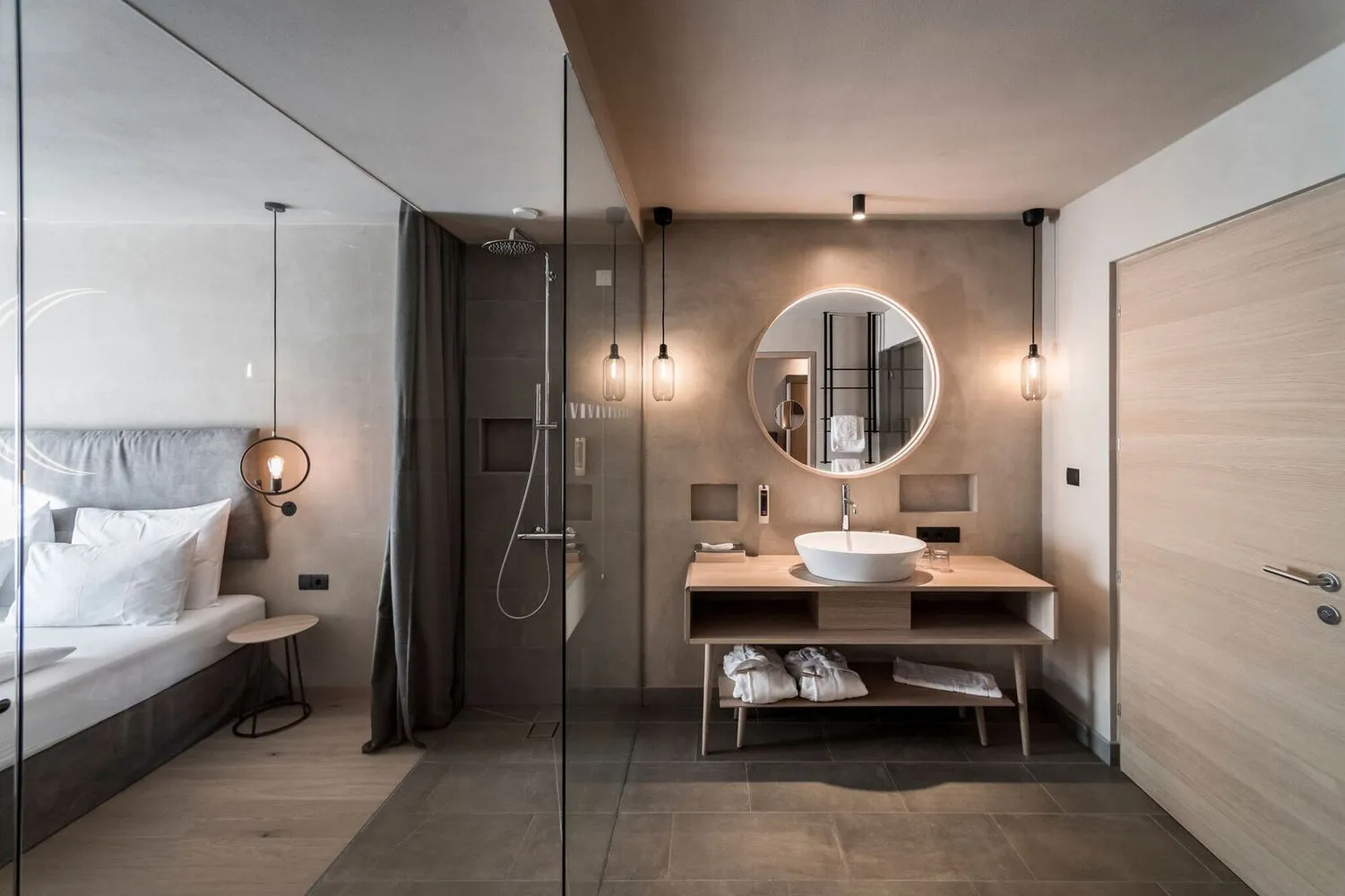 照片:现代浴室风格,技巧,凯利·霍普恩,帕特里夏·乌尔基奥拉 – 我们网站上的照片