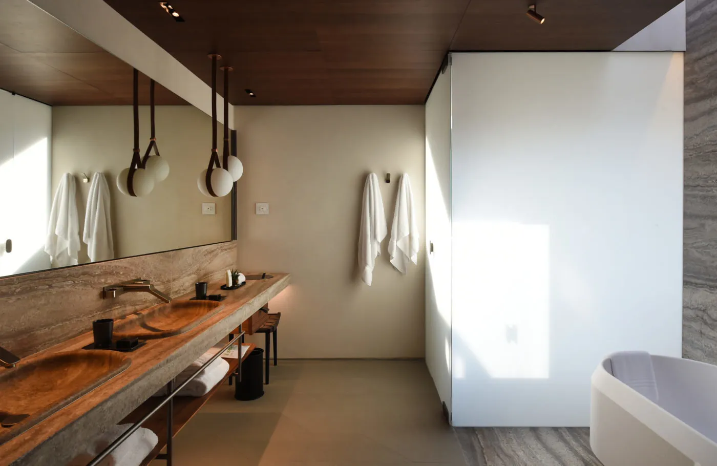 照片:现代浴室风格,技巧,凯利·霍普恩,帕特里夏·乌尔基奥拉 – 我们网站上的照片