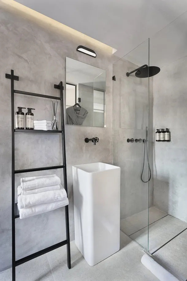 照片:斯堪的纳维亚、极简主义浴室风格,技巧,凯利·霍普恩,帕特里夏·乌尔基奥拉 – 我们网站上的照片