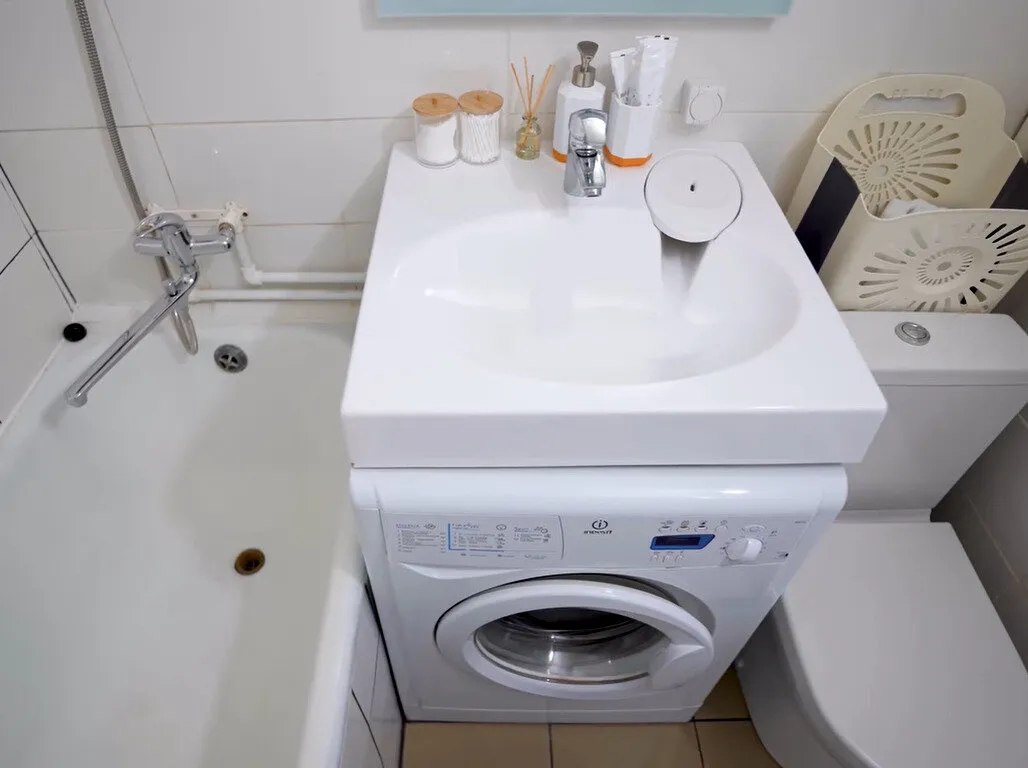 Foto: estilo, baño, moderno, apartamento, remodelación – fotos en nuestro sitio web