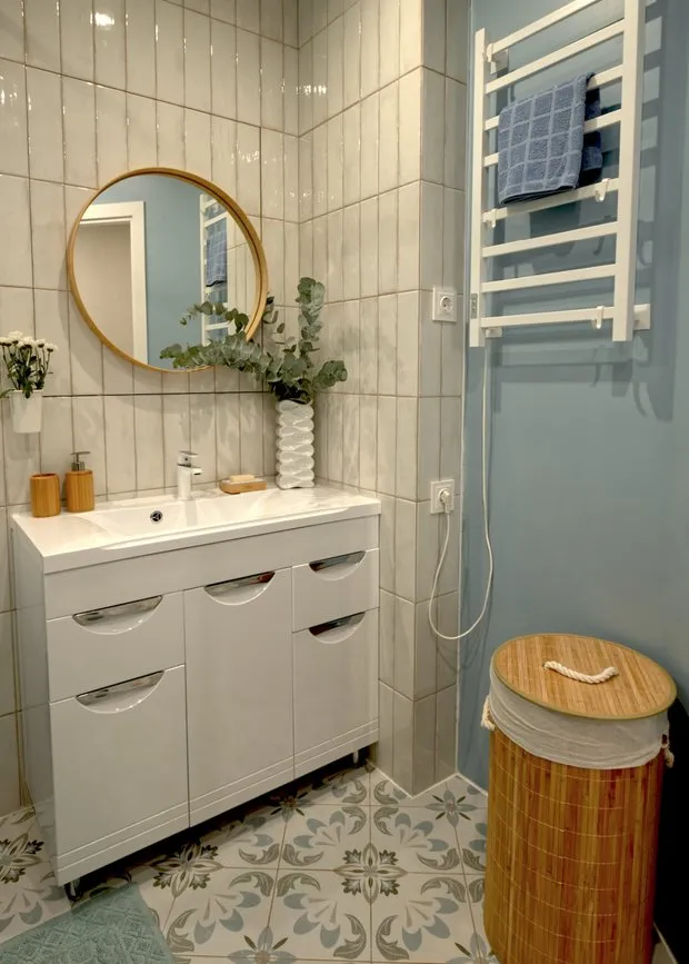 Foto: im Stil von, Badezimmer, Tipps, Renovierung in der Praxis, Eigenbau, 40-60 m², Eigenreparaturen – Fotos auf unserer Website