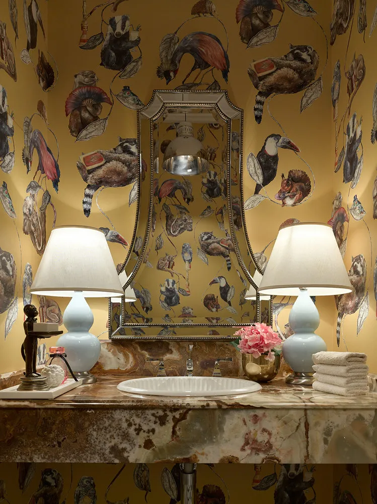 Photo: Bathroom in Classical Style, Tips on How to Apply Wallpapers, How to Choose Wallpapers for Interior, Ksenia Mizenzeva, Wallpapers in Interior, Wallpapers in Bathroom – Photo on Our Website