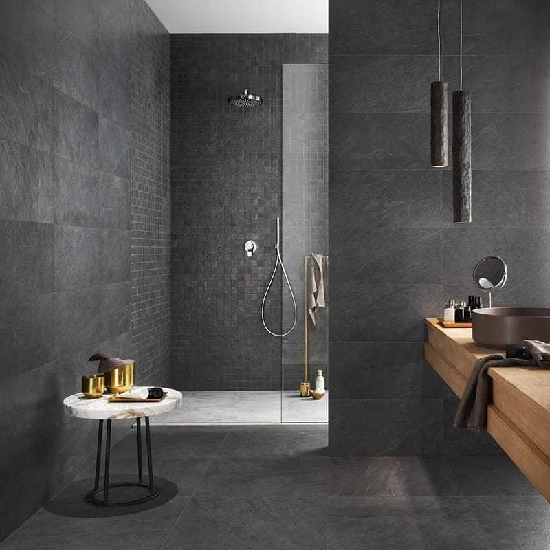 图片：极简风格浴室、技巧、纳杰达·库金娜 – 我们网站上的照片