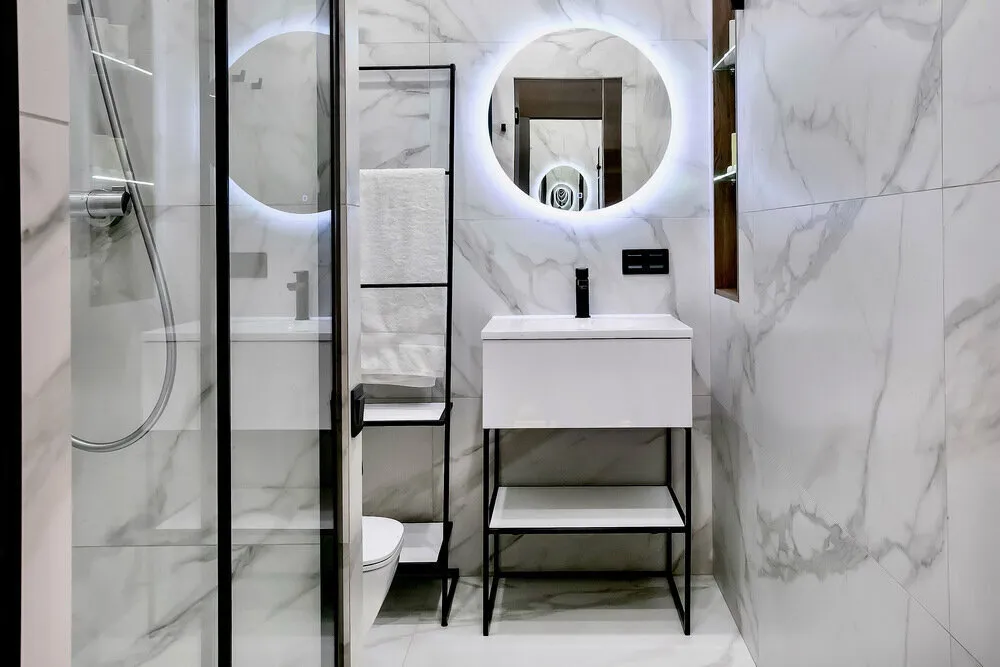 Foto: estilo diseño, reforma, baño pequeño, diseño de baño, cómo decorar un baño, cómo decorar un baño pequeño, diseño de baño pequeño, diseño de baño compartido, baño compartido, reforma de baño, baño típico, Vitaly Myasnikov, reforma de baño, reforma de apartamento típico – fotos en nuestro sitio web