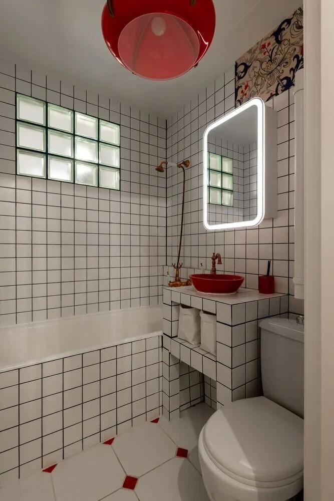 Foto: baño moderno, aparta, remodelación, khrushchevka, estilo vintage, Nastassia Duleiko – foto en nuestro sitio web