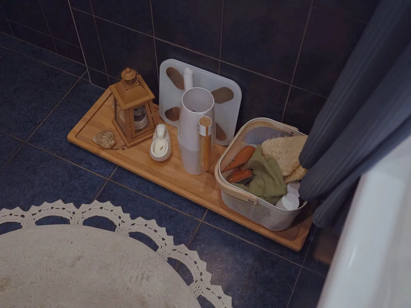 Foto: estilo , Baño, Diseño de habitación, Estilo interno, Diseño de interiores, Rediseño, Baño pequeño, Interiores de baño, Interiores de bañera, Sala de baño pequeña, Cómo decorar un baño pequeño, Interiores de bañera pequeña, Cómo hacer que una bañera sea más acogedora, Diseño de baño, Sala de baño pequeña, Idea de diseño de baño – fotos en nuestro sitio web