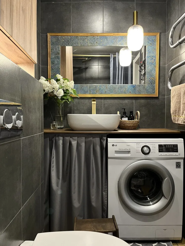 Фотографія: Ванна в стилі Сучасний, Ремонт на практиці, Ксения Кузнецова – фото на нашому сайті