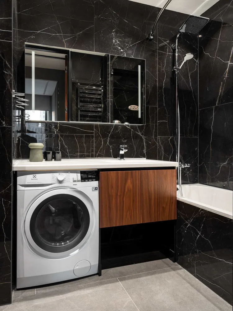 Foto: im Stil , Badezimmer, Dusche, schwarze Farbe in der Badezimmer – Foto auf unserer Website