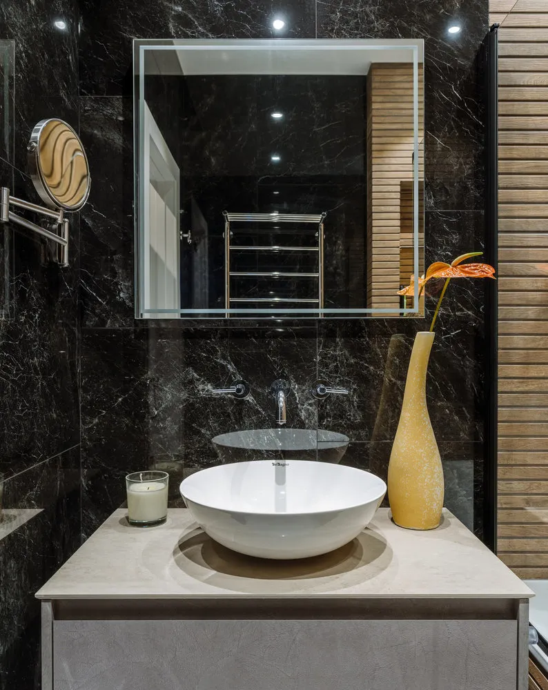 Foto: im Stil , Badezimmer, Dusche, schwarze Farbe in der Badezimmer – Foto auf unserer Website