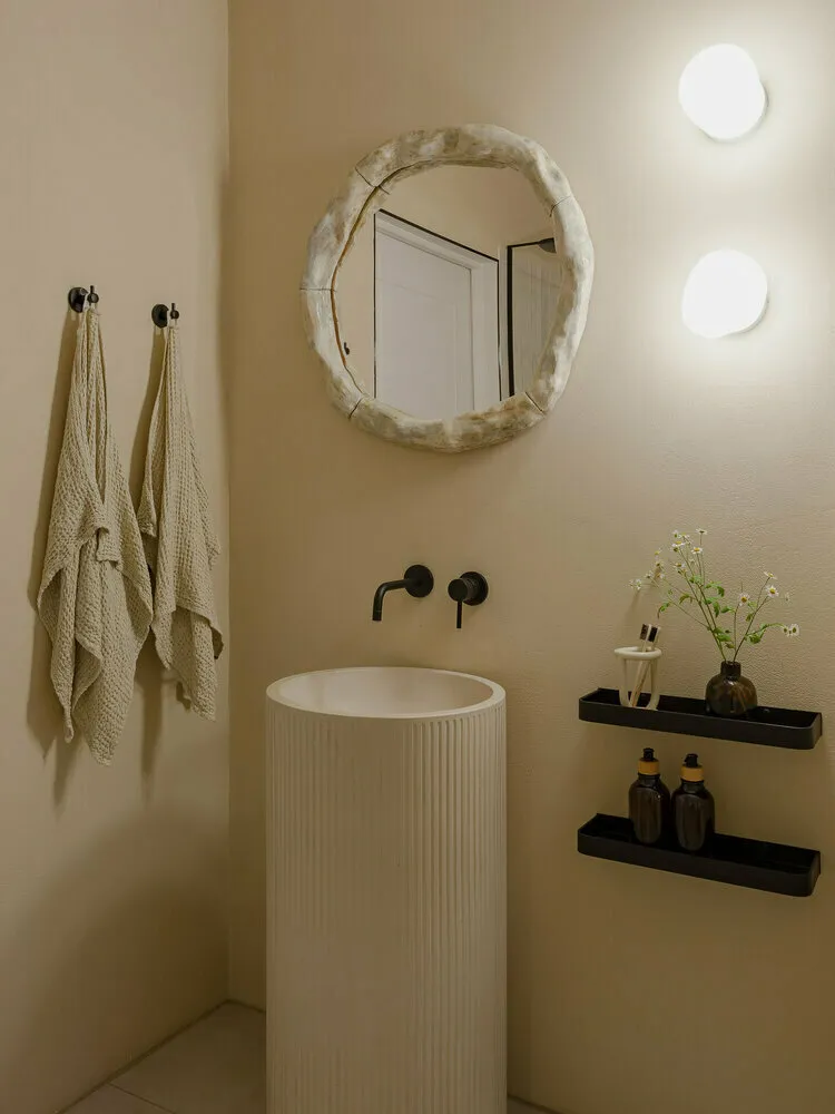 Foto: im Stil von, Badezimmer, Tipps, Badezimmer-Interieur, Badezimmer-Design, Speicher im Badezimmer, Einrichtung eines kleinen Badezimmers, Badezimmer-Planung, Badezimmer, wie man ein Badezimmer bequem macht, bequemes Badezimmer, wie man ein gemütliches Badezimmer macht, Dusche im Badezimmer, Badezimmer-Interieur, einrichten Sie ein Badezimmer, Badezimmer-Reparaturen, kleines Badezimmer – Fotos auf unserer Website