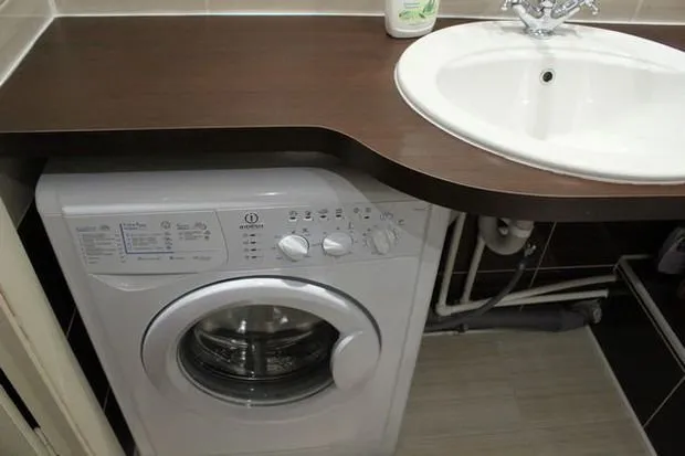 照片:现代风格浴室,技巧 – 网站上的照片