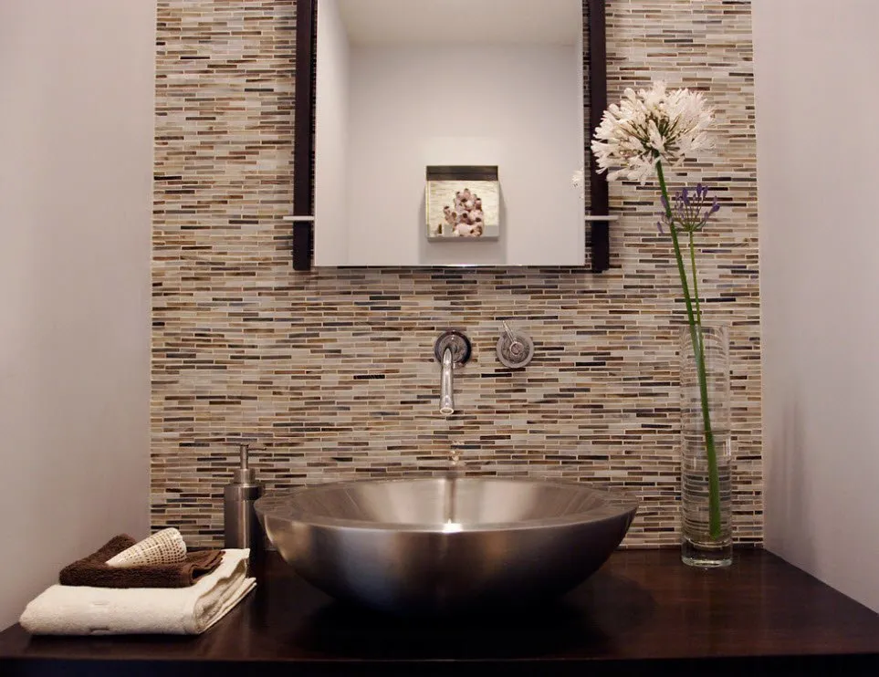 照片：时尚风格浴室，提示 – 我们网站上的照片