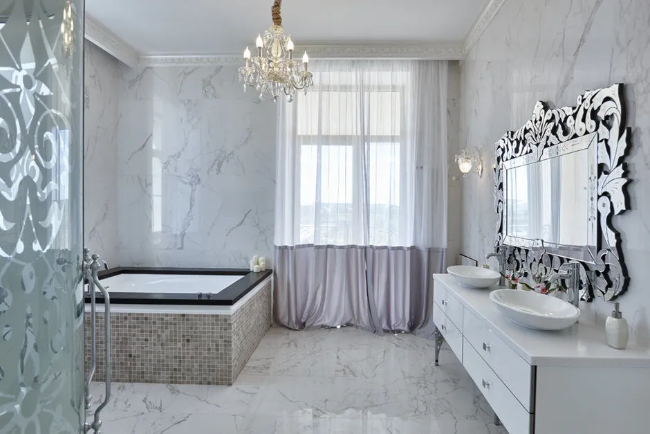 照片：古典风格浴室，提示 – 我们网站上的照片