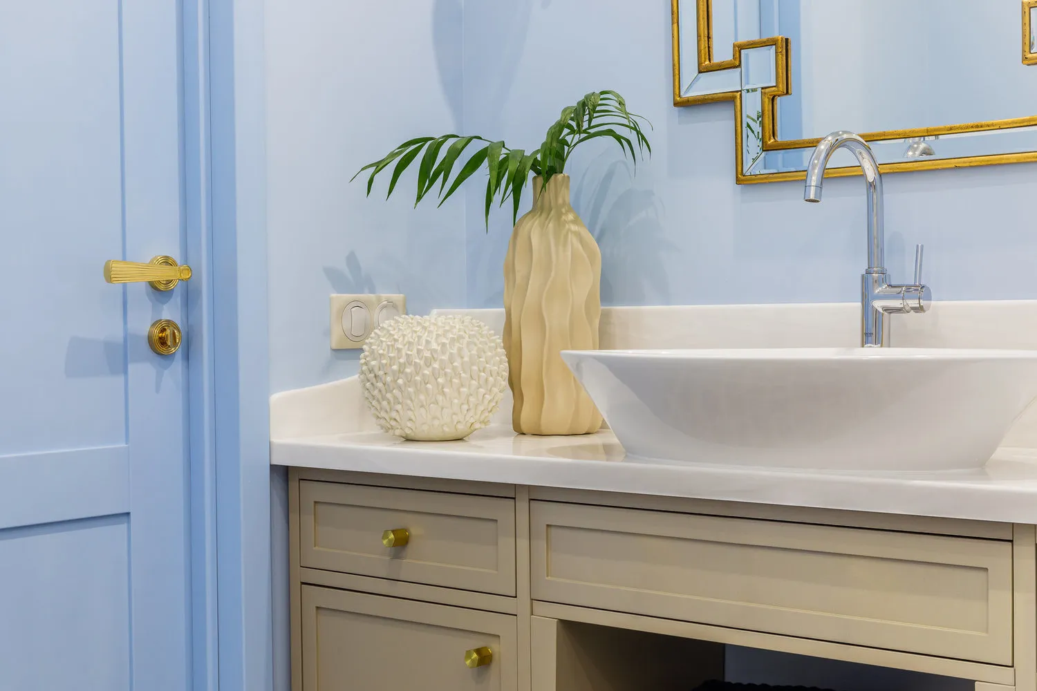 Фото: Ванна в стилі Сучасний, Поради, Перепланування, Legrand, Руслан Кирничанський, енциклопедія_ремонту_електрика – фото на нашому сайті