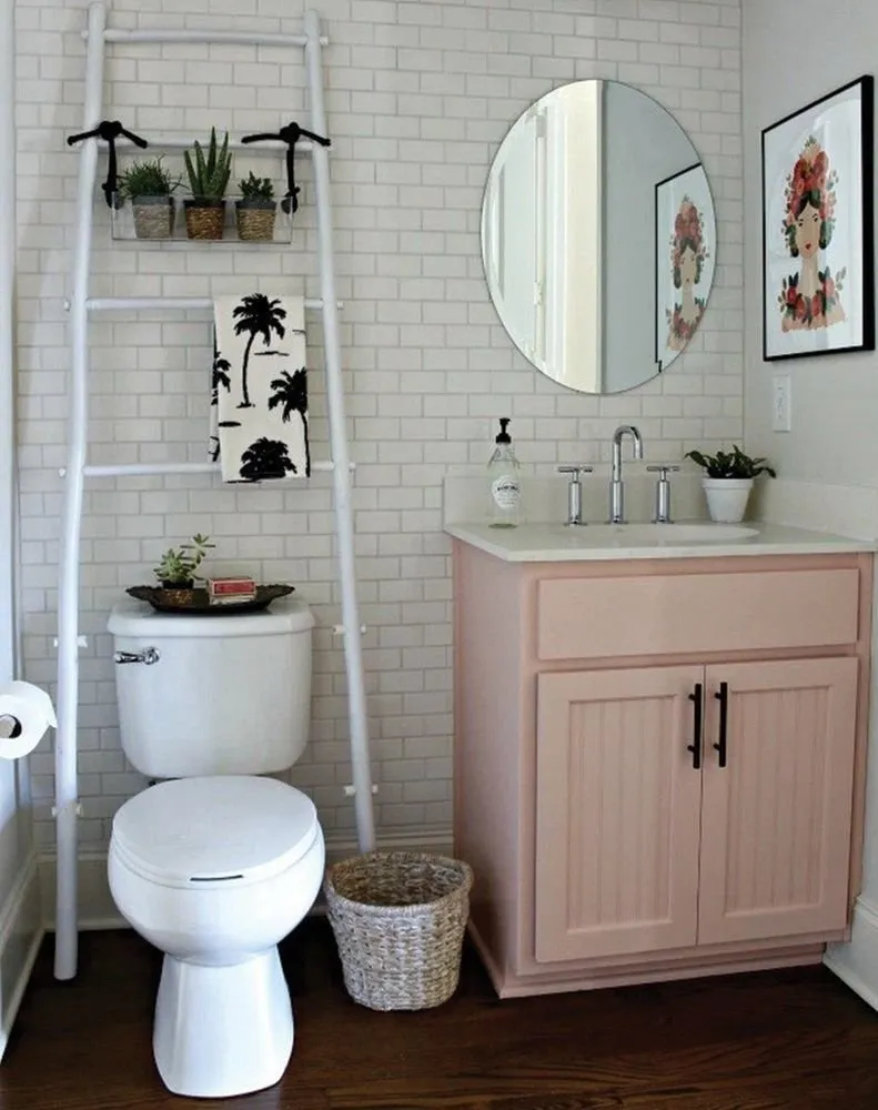 照片：斯堪的纳维亚风格浴室，淋浴，雅各布·德拉方，马桶历史 – 我们网站上的照片