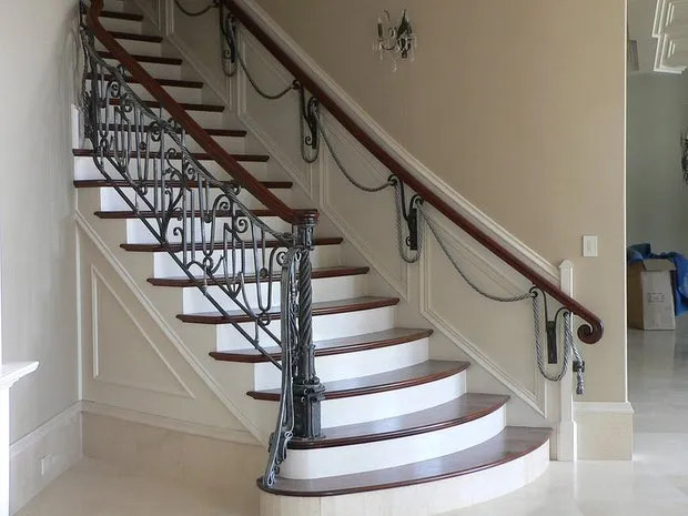 照片:经典风格大厅,提示 – 我们的网站上的照片