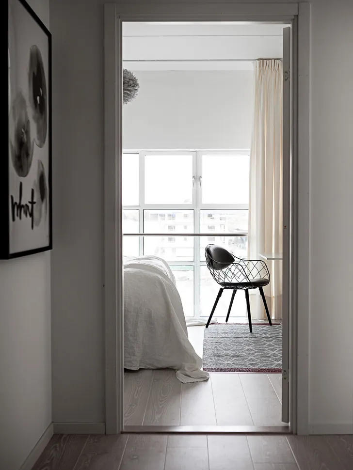 Двухрівневий будинок у білому кольорі в Швеції (97 м²) - Gallery image 8