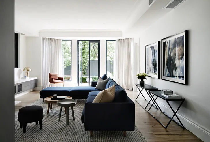 Стильні монохромні квартири в Австралії - Gallery image 1