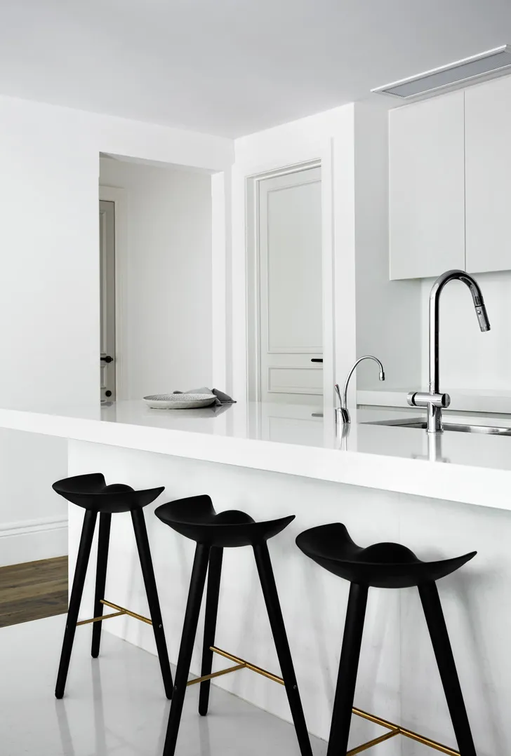 Стильні монохромні квартири в Австралії - Gallery image 4