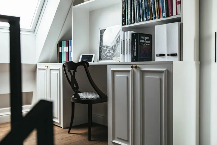 Шведський квартира з чорно-білим дизайном на останньому поверсі - Gallery image 14