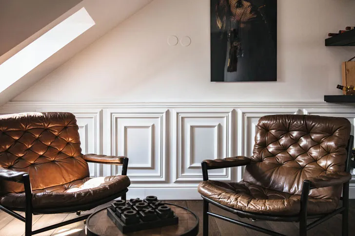 Шведський квартира з чорно-білим дизайном на останньому поверсі - Gallery image 4