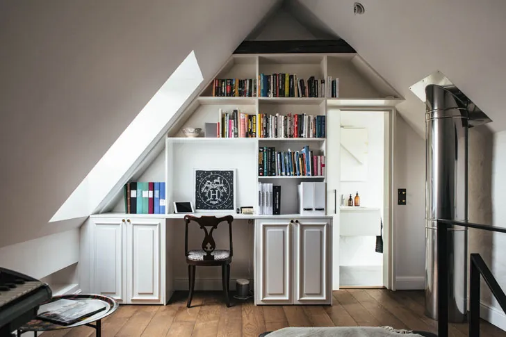 Шведський квартира з чорно-білим дизайном на останньому поверсі - Gallery image 13