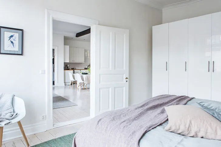 Повітряний інтер’єр квартири в Гетеборзі (70 кв. м) - Gallery image 17