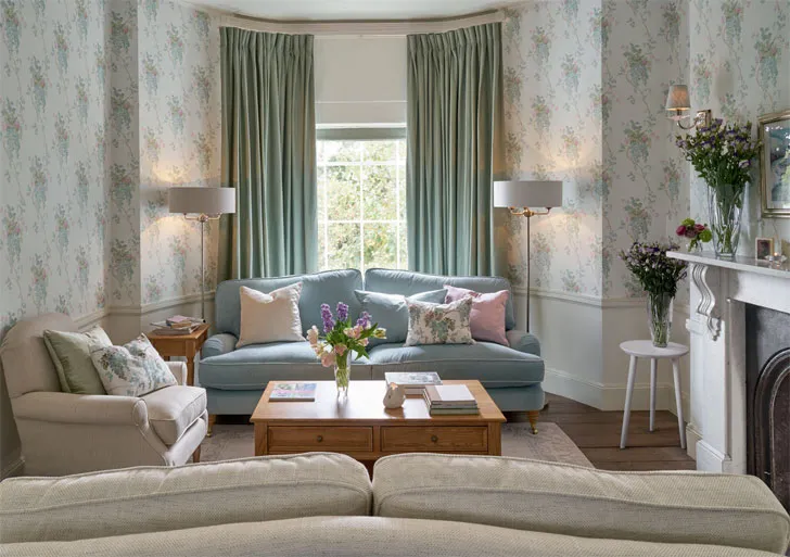 New Collection from Laura Ashley: Spring-Summer 2017