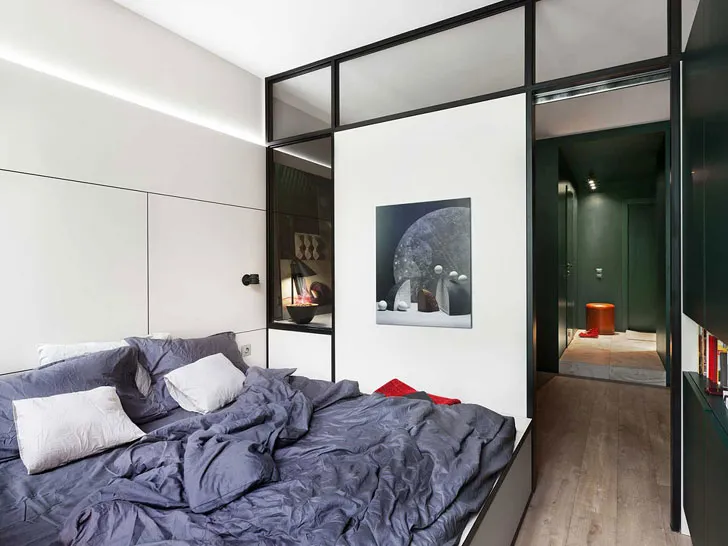 Small Apartment in Bold Color Scheme in Kyiv (38 sqm) - 13