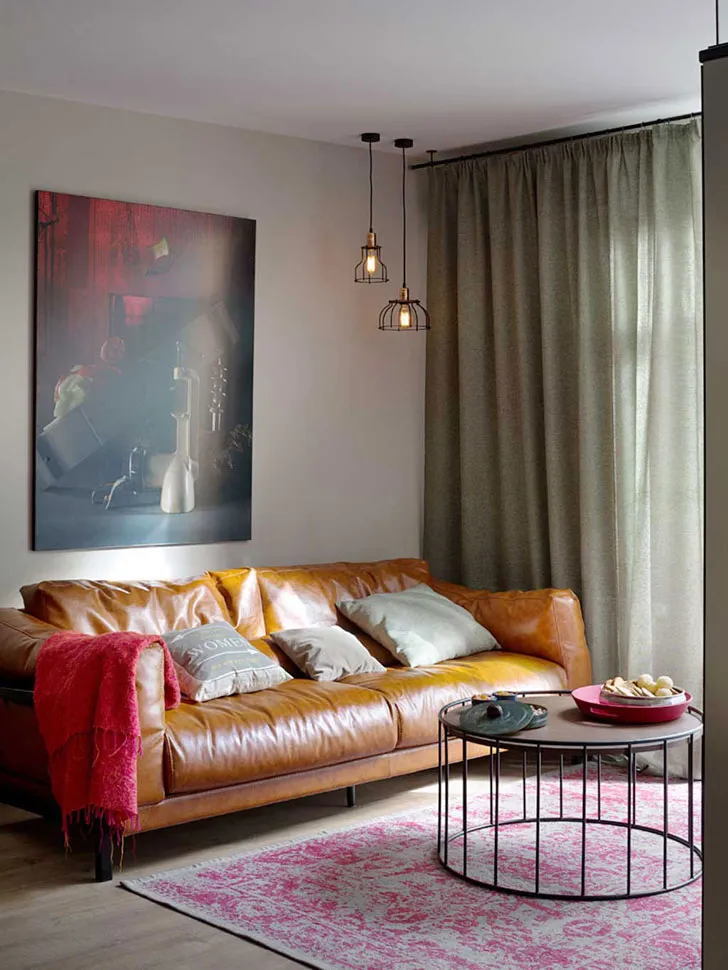 Small Apartment in Bold Color Scheme in Kyiv (38 sqm) - 7