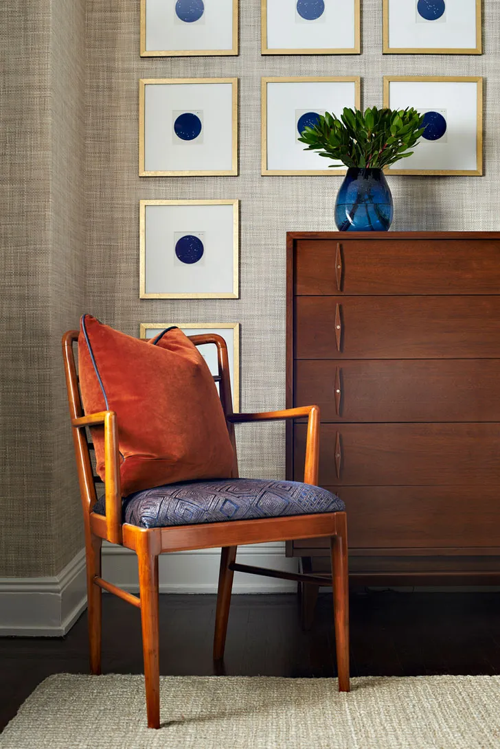 Strict Apartment Interior with Orange Accents in New York - 10