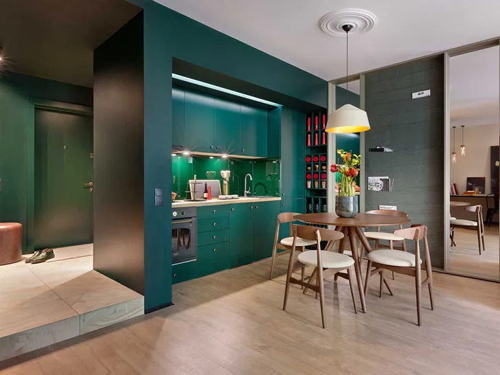 Small Apartment in Bold Color Scheme in Kyiv (38 sqm) - 3