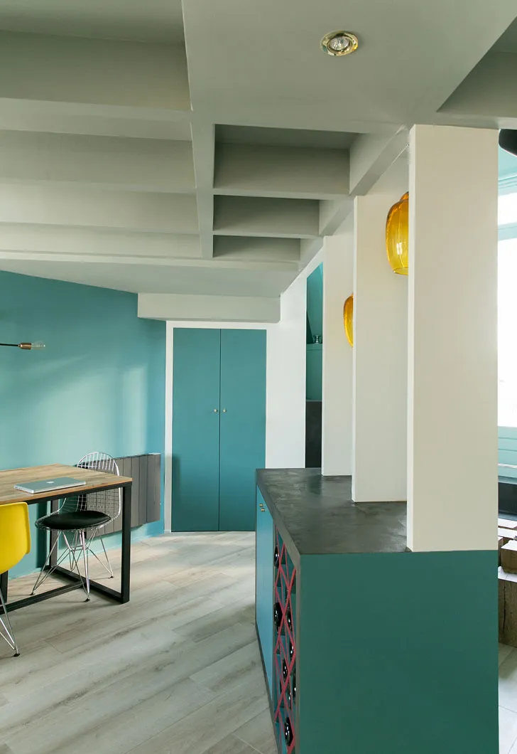 Маленькая квартира в оттенках голубого в Париже - Gallery image 7