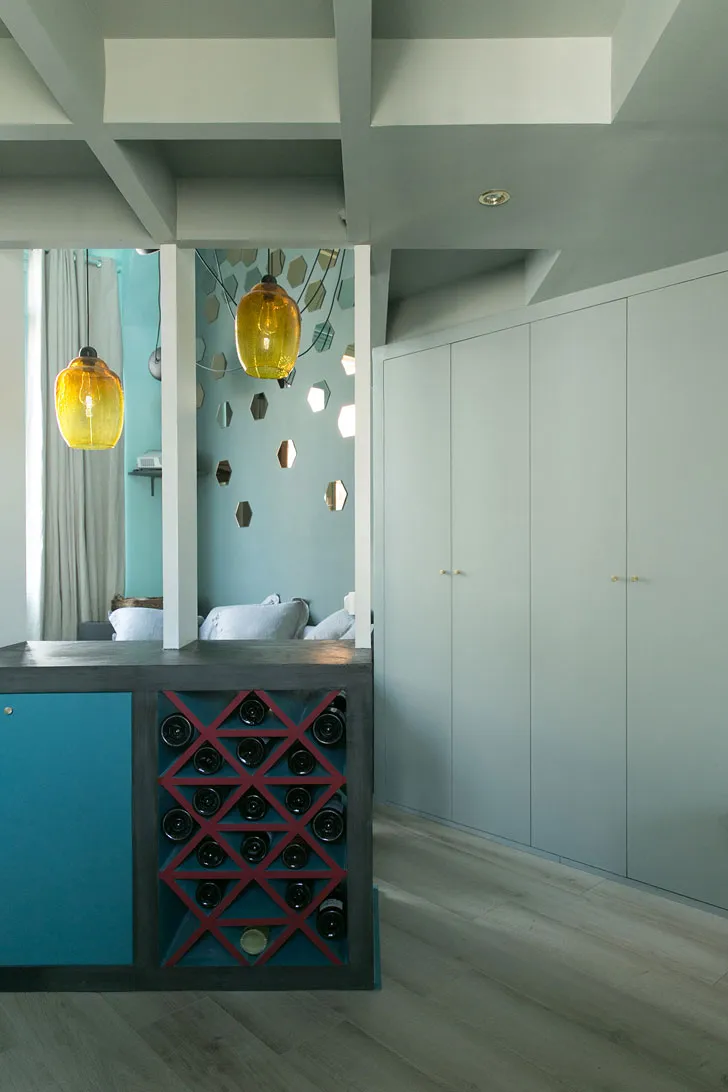 Маленькая квартира в оттенках голубого в Париже - Gallery image 5